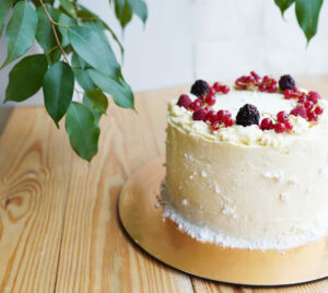 Layer cake fruits rouges-atelier-pâtisserie-cours
